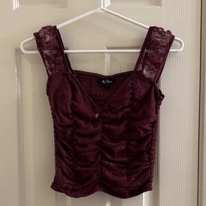 Brown ruffled lace tee